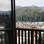 бриндуш Semesterbostad *