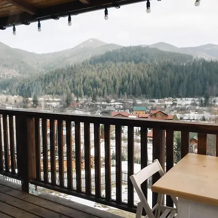 Nyaraló бриндуш *