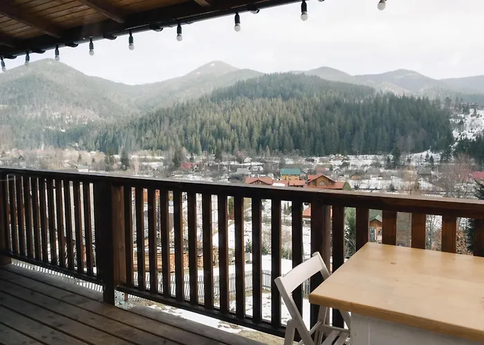 Nyaraló бриндуш *